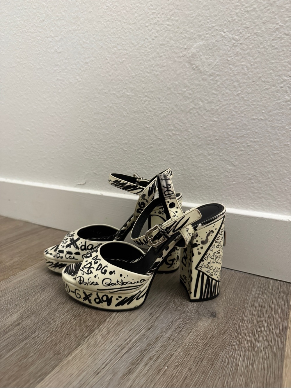 Dolce & Gabbana Cream and Black Graffiti Platform Sandals